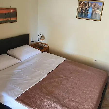 Το Πέτρινο Apartman *